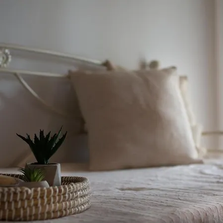 Noemie Guest house