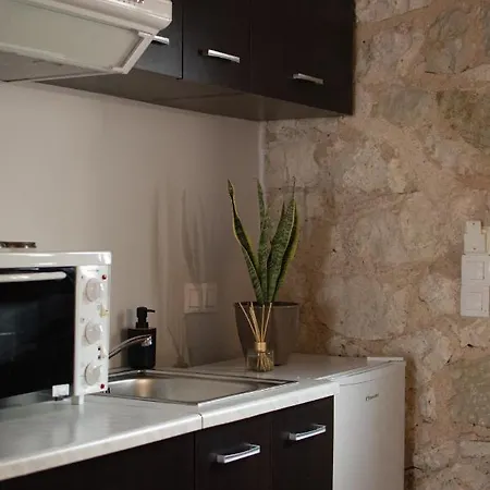 Noemie Guest house *