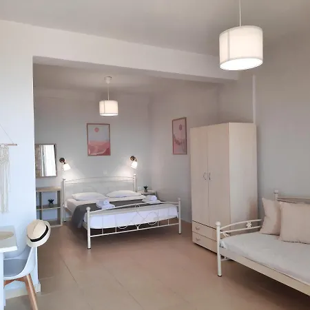 Guest house Noemie Athanion