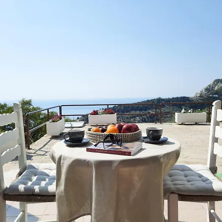 Affittacamere Noemie Athánion